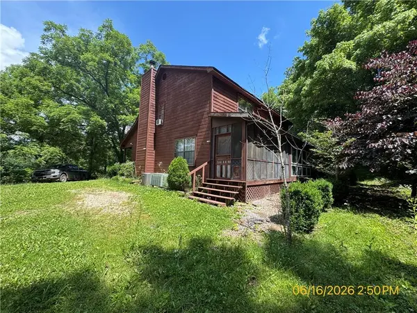 4865 County Road 933, Harrison, AR 72601