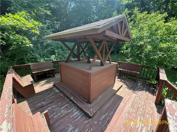 4865 County Road 933, Harrison, AR 72601