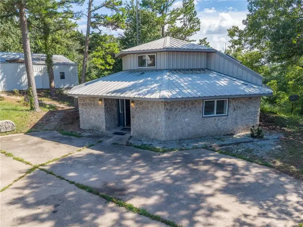 10207 Rainbow Ridge Rd, Omaha, AR 72662