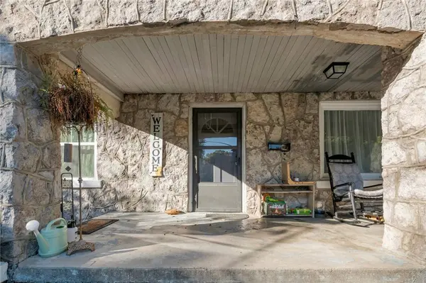 613 W South Ave, Harrison, AR 72601