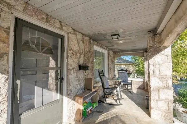 613 W South Ave, Harrison, AR 72601