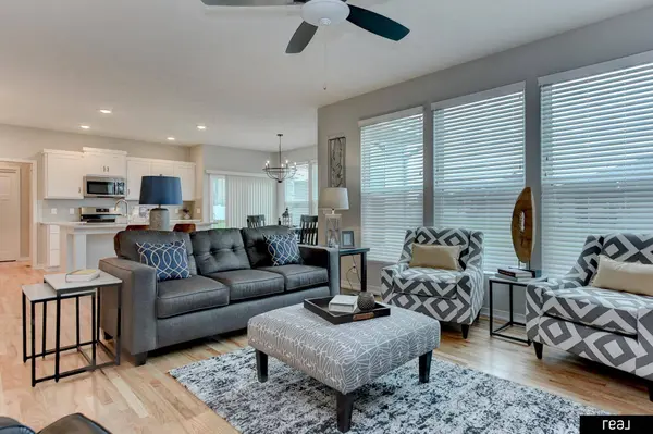 11513 S 116 Street, Papillion, NE 68133