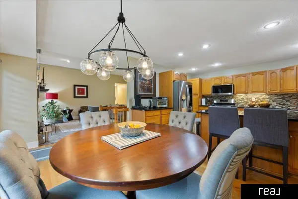 5114 Timberridge Drive, Bellevue, NE 68133