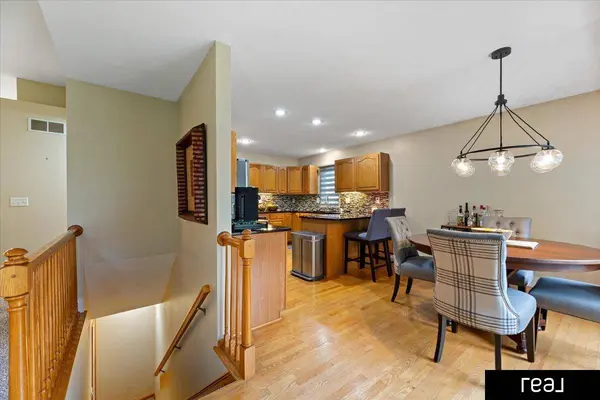 5114 Timberridge Drive, Bellevue, NE 68133