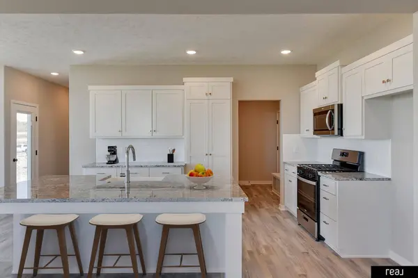 5357 N 191st Street, Elkhorn, NE 68022