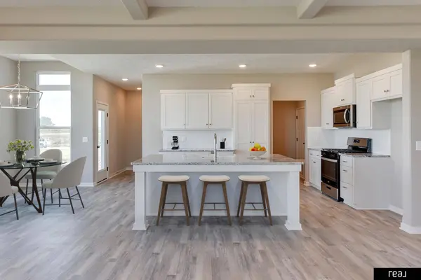 5357 N 191st Street, Elkhorn, NE 68022