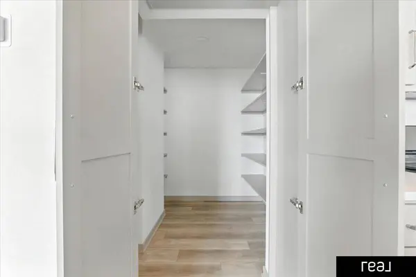 10651 S 102 Avenue, Papillion, NE 68046