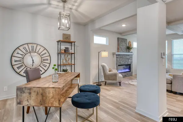 12510 Carpenter ST, Papillion, NE 68046