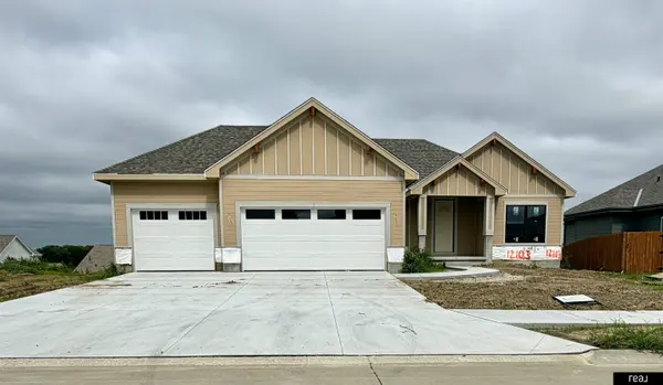 12103 S 44 ST, Bellevue, NE 68123