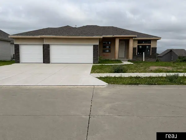 12019 S 44 ST, Bellevue, NE 68123