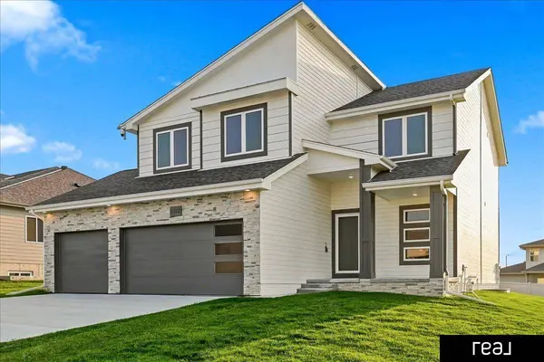 5512 N 190th AVE, Elkhorn, NE 68022
