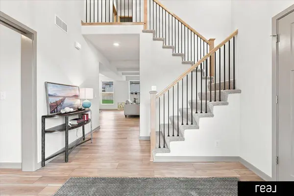 12615 Carpenter ST, Papillion, NE 68138