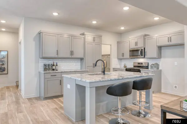 12510 Carpenter ST, Papillion, NE 68046