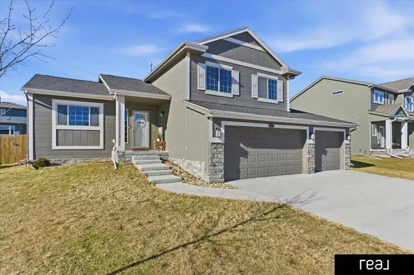 15014 S 19th Street, Bellevue, NE 68123