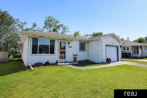 6919 B ST, Omaha, NE 68106