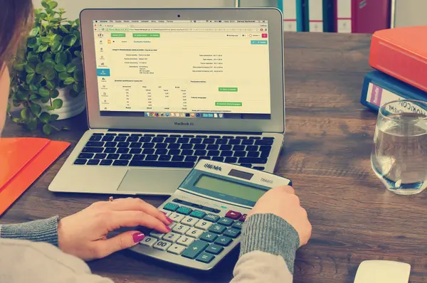 5 Simple Habits That Lay the Foundation for Lasting Wealth,Maggie Clemens