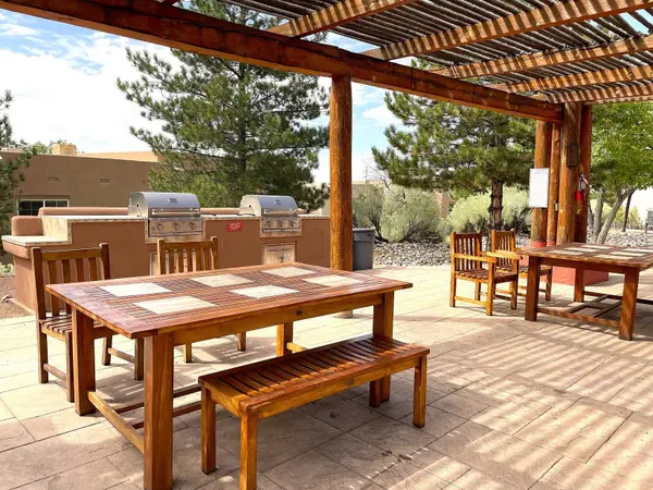 2210 Miguel Chavez Unit 812, Santa Fe, NM 87505