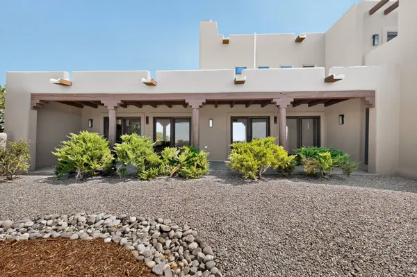 35 Avenida De La Paz, Lamy, NM 87540