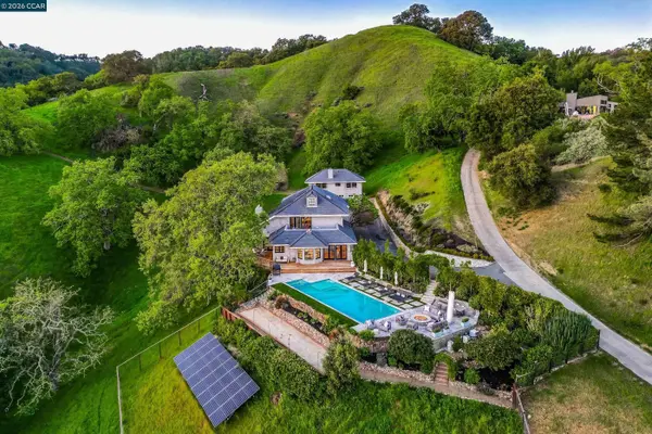 33 Deer Trail, Lafayette, CA 94549