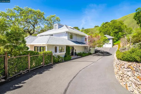 33 Deer Trail, Lafayette, CA 94549