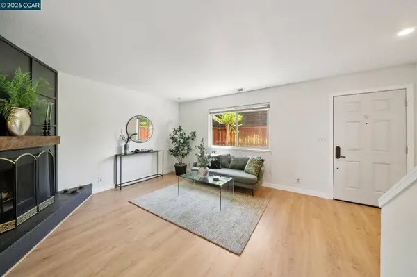 225 Mayhew Way #5, Walnut Creek, CA 94597