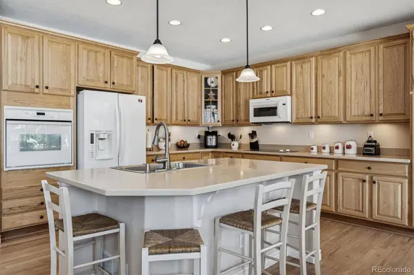 10822 Glengate CIR, Highlands Ranch, CO 80130