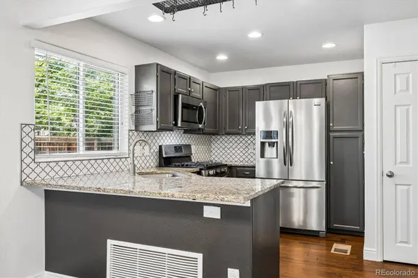 585 Arden CIR, Littleton, CO 80126
