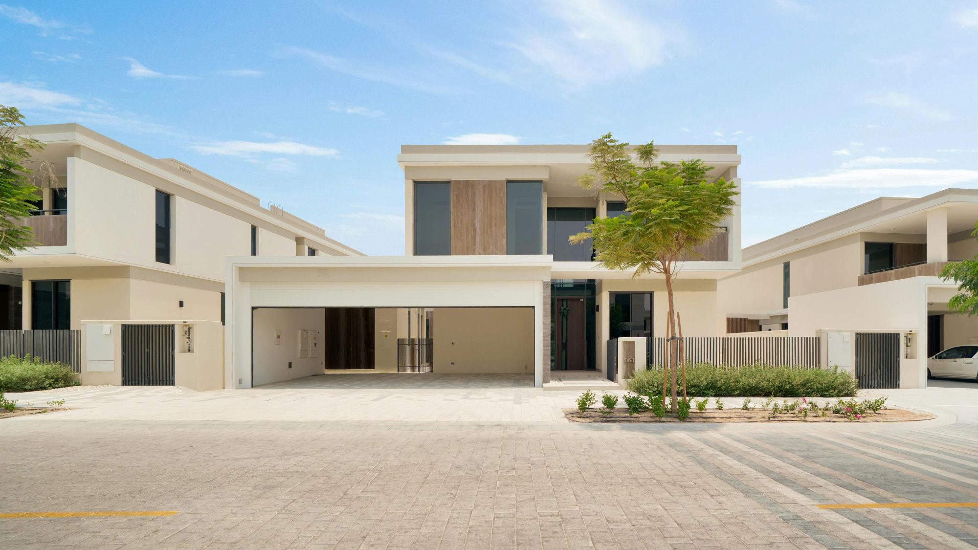 Single family Texas home in established residential neighborhood