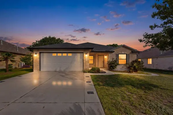 211 Silverado DR, Kyle, TX 78640