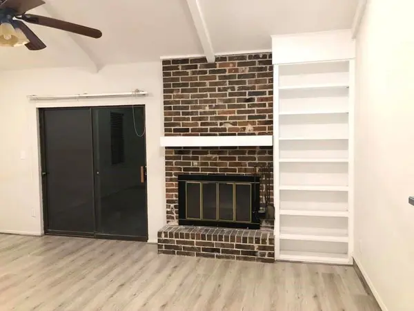 9410 Meadow Vale LN, Austin, TX 78758