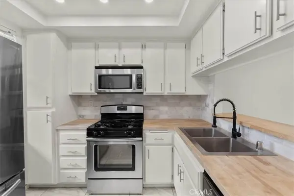 445 W 6th, Long Beach, CA 90802