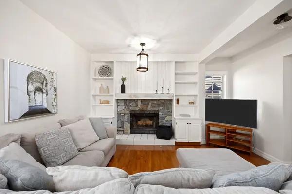 Downsizing in Calgary: Opportunities for Empty Nesters Ready for Their Next Chapter