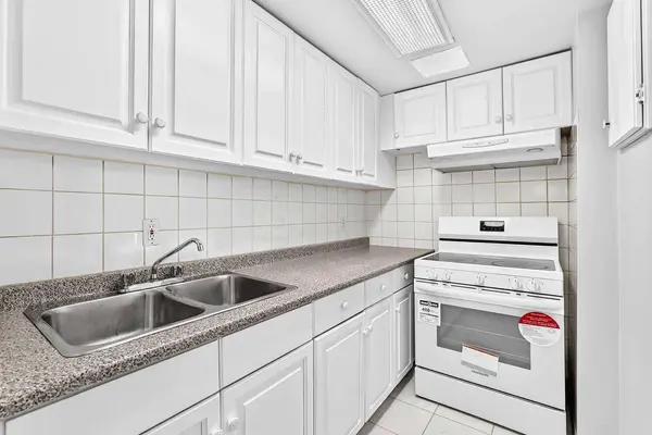 5404 10 AVE SE #316, Calgary, AB T2A 5G4