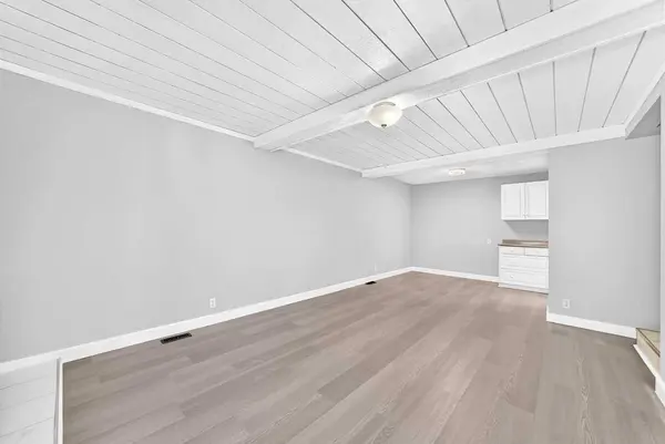 5404 10 AVE SE #316, Calgary, AB T2A 5G4