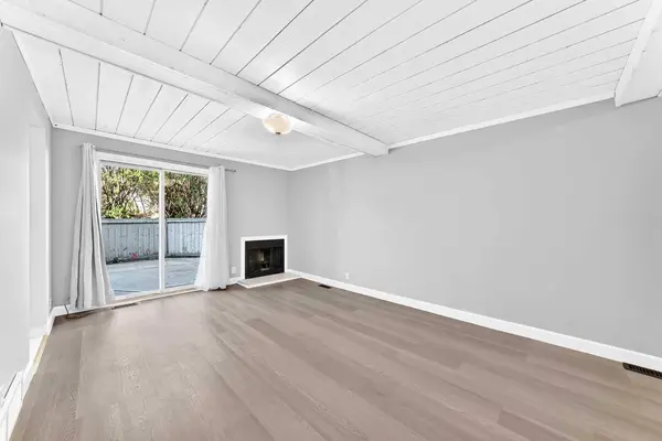 5404 10 AVE SE #316, Calgary, AB T2A 5G4