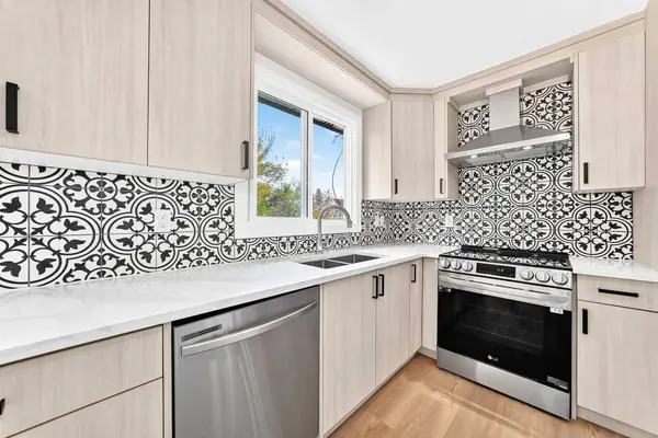 856 Rundlecairn WAY NE, Calgary, AB T1Y2R7