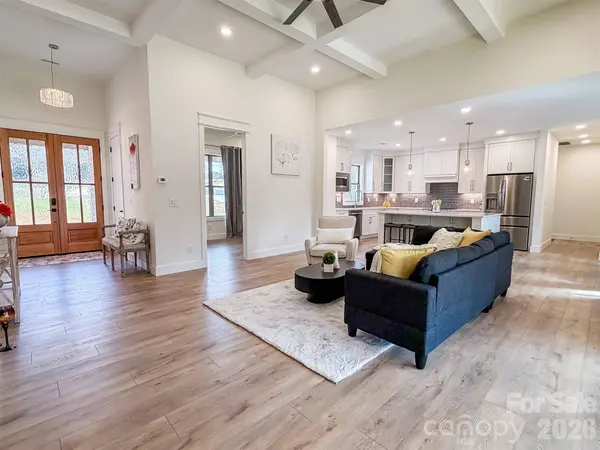 1322 Kensington CIR, Newton, NC 28658