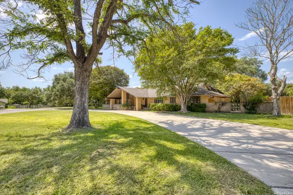 1 EL NORTE CIR, Uvalde, TX 78801