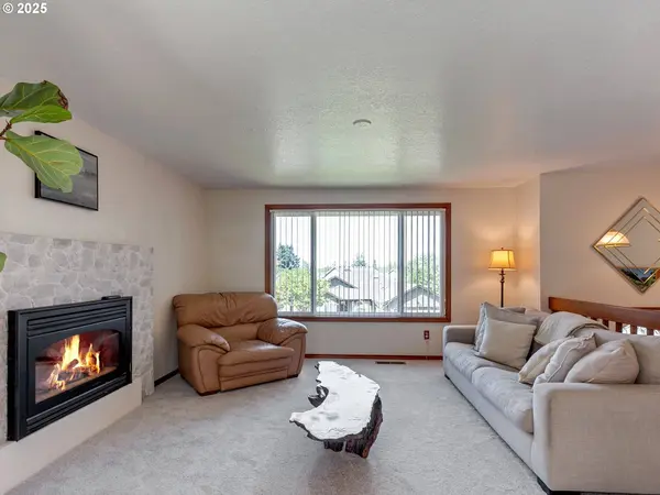 11424 SW 66TH AVE, Portland, OR 97223