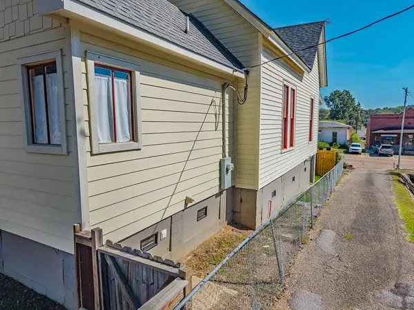 615 N. Main Street, Water Valley, MS 38965