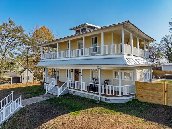 301 Market St., Water Valley, MS 38965