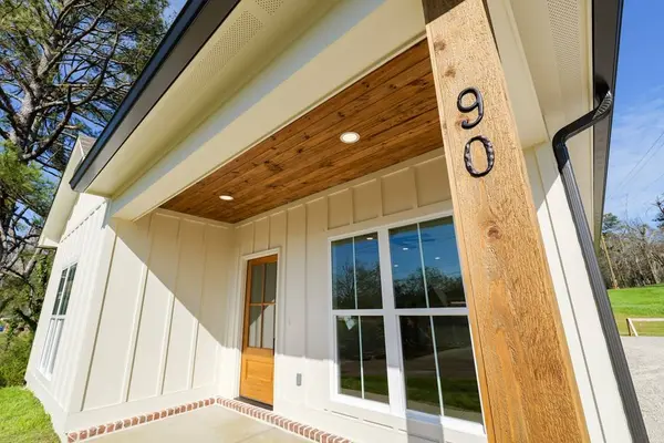 90 Simmons Street, Water Valley, MS 38965