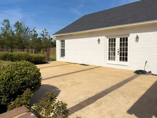 112 Taylor Circle, Taylor, MS 38673