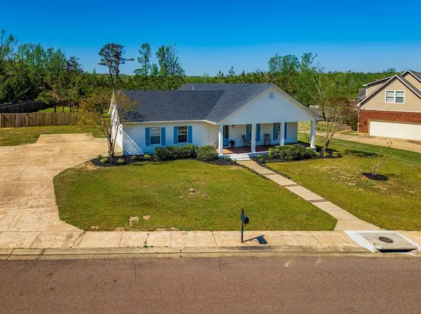 112 Taylor Circle, Taylor, MS 38673