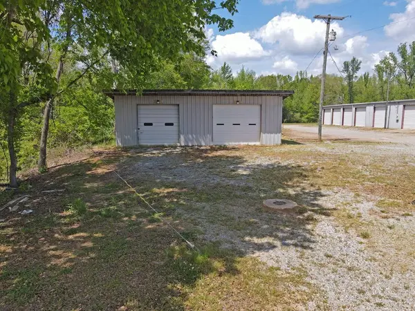 180 Highway 7, Grenada, MS 38901