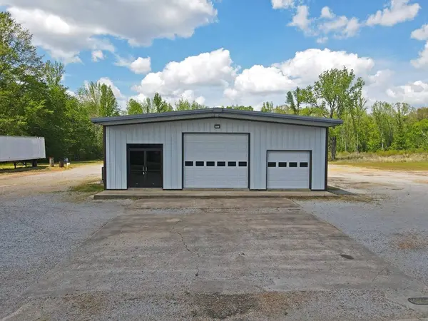 180 Highway 7, Grenada, MS 38901