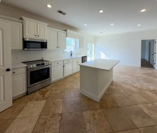 112 Taylor Circle, Taylor, MS 38673