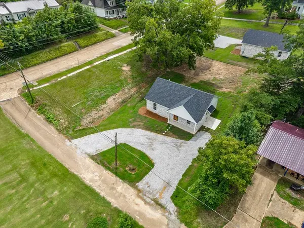 208 Market Street, Water Valley, MS 38965
