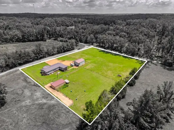 1852 County Road 41, Oakland, MS 38948