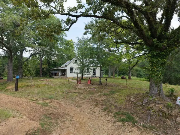 281 Mule Pulling Rd, Belden, MS 38826